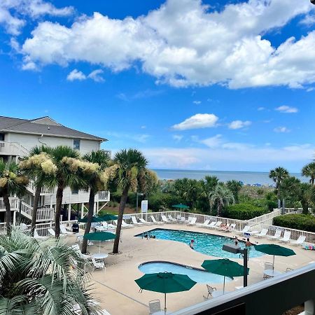 The Breakers #220 Beach Condo, Beautiful Ocean View At Coligny Beach, 4 N Forest Beach Drive Hilton Head, Walk To All Shops Restaurants, Renovated Jan 2024, Vacation Rental Hhi Llc هيلتون رئيس جزيرة المظهر الخارجي الصورة