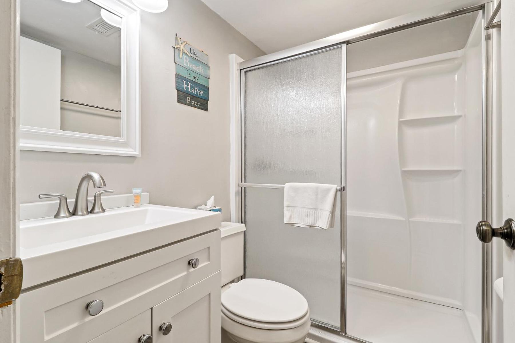The Breakers #220 Beach Condo, Beautiful Ocean View At Coligny Beach, 4 N Forest Beach Drive Hilton Head, Walk To All Shops Restaurants, Renovated Jan 2024, Vacation Rental Hhi Llc هيلتون رئيس جزيرة المظهر الخارجي الصورة