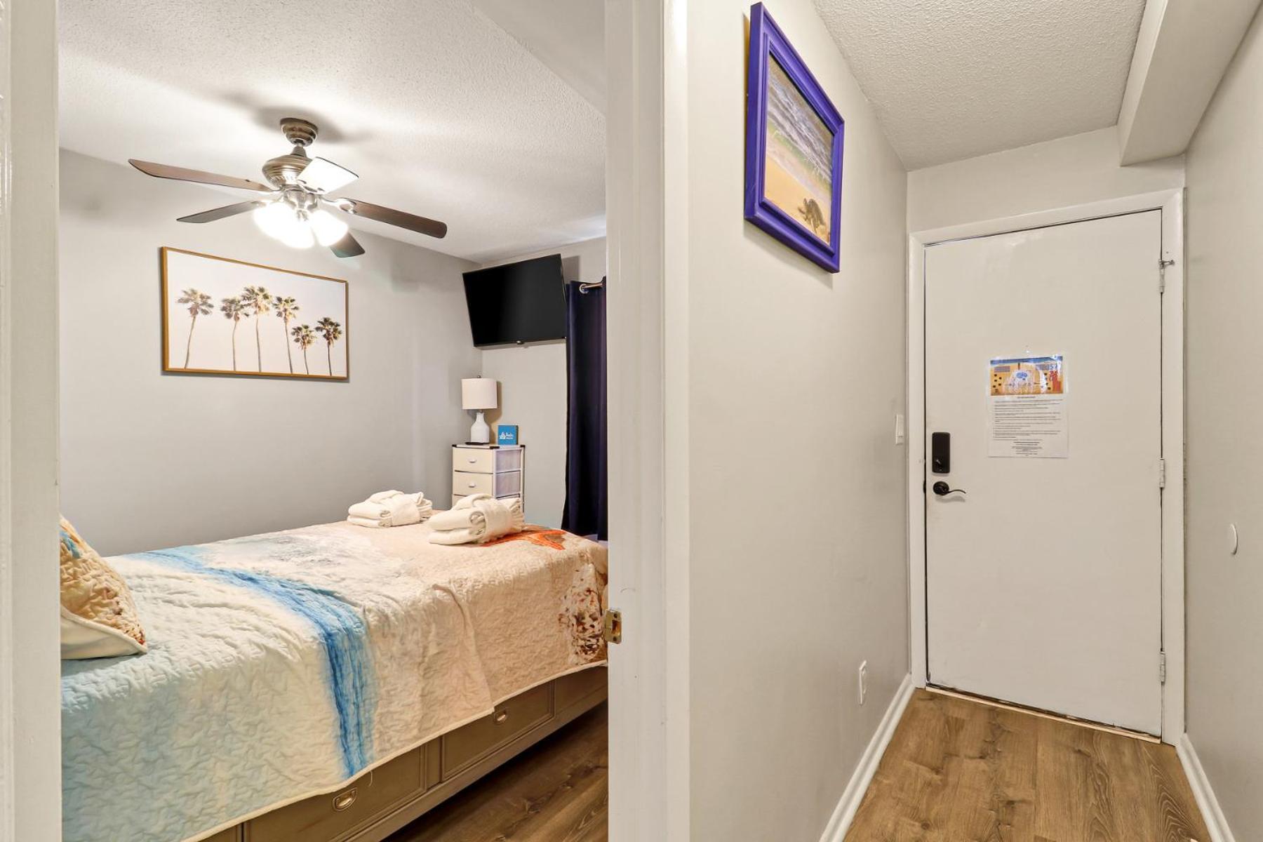The Breakers #220 Beach Condo, Beautiful Ocean View At Coligny Beach, 4 N Forest Beach Drive Hilton Head, Walk To All Shops Restaurants, Renovated Jan 2024, Vacation Rental Hhi Llc هيلتون رئيس جزيرة المظهر الخارجي الصورة