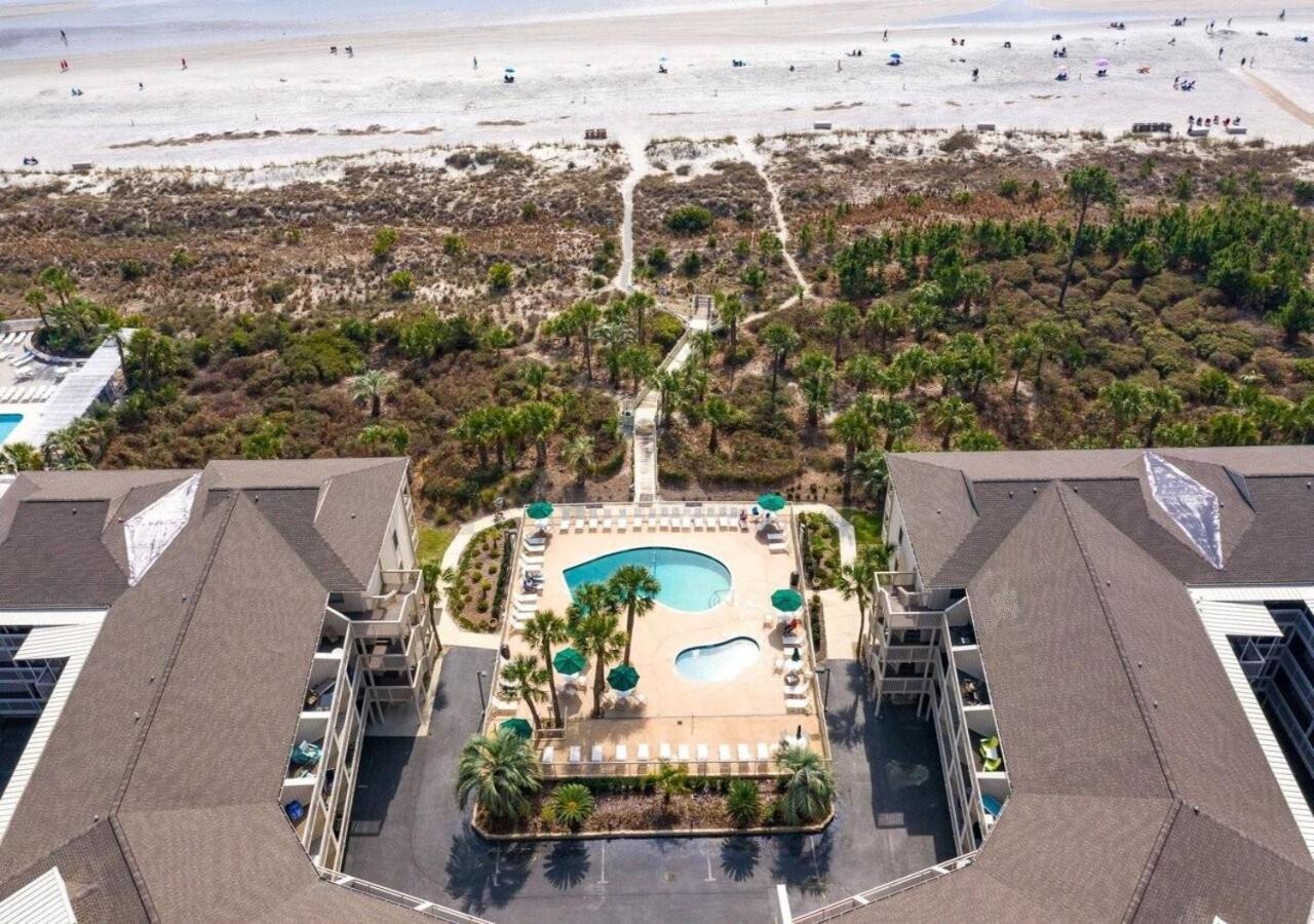 The Breakers #220 Beach Condo, Beautiful Ocean View At Coligny Beach, 4 N Forest Beach Drive Hilton Head, Walk To All Shops Restaurants, Renovated Jan 2024, Vacation Rental Hhi Llc هيلتون رئيس جزيرة المظهر الخارجي الصورة